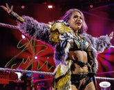 Highspots - Giulia "Apron Pose" Hand Signed 8x10 *inc COA*