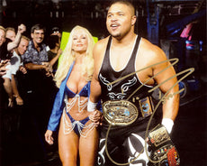 Highspots - D-Lo Brown "Entrance w/ Debra" Hand Signed 8x10 *inc COA*