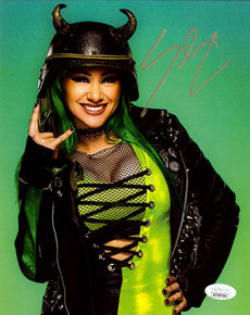 Highspots - Shotzi Blackheart "Black & Green Gear" Hand Signed 8x10 *inc COA*