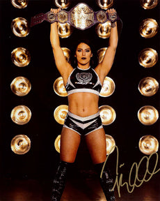 Highspots - Tessa Blanchard "WOW Championship Pose" Hand Signed 8x10 *inc COA*