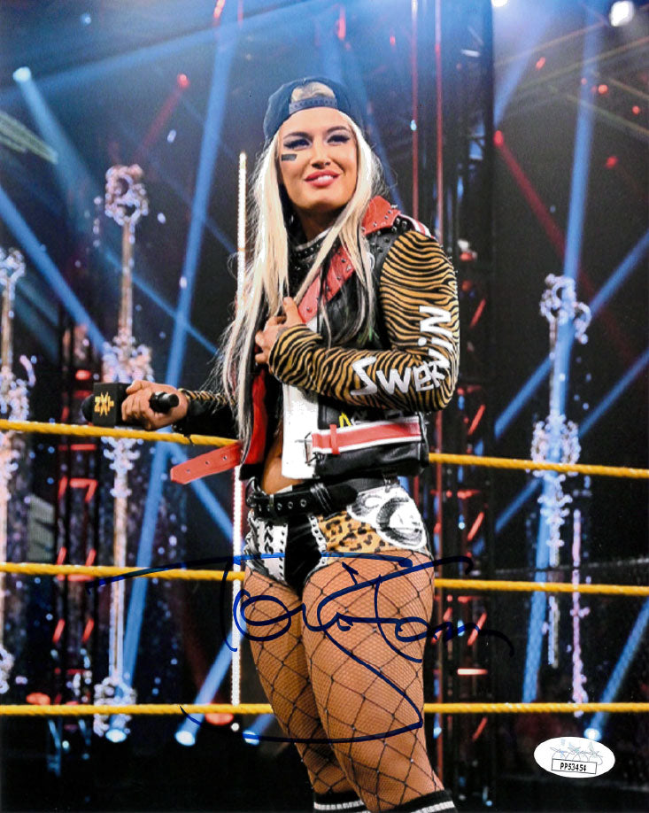 Highspots - Toni Storm "In Ring Pose" Hand Signed 8x10 *inc COA*
